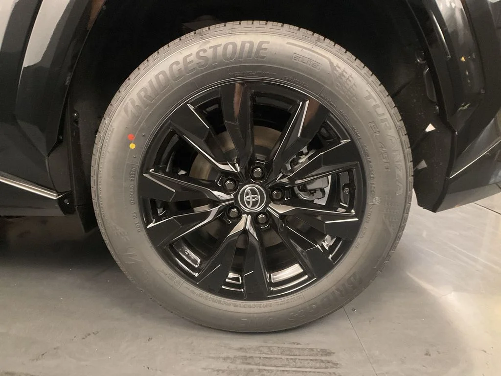 New 2026 Midnight Black Metallic Toyota SE image 25