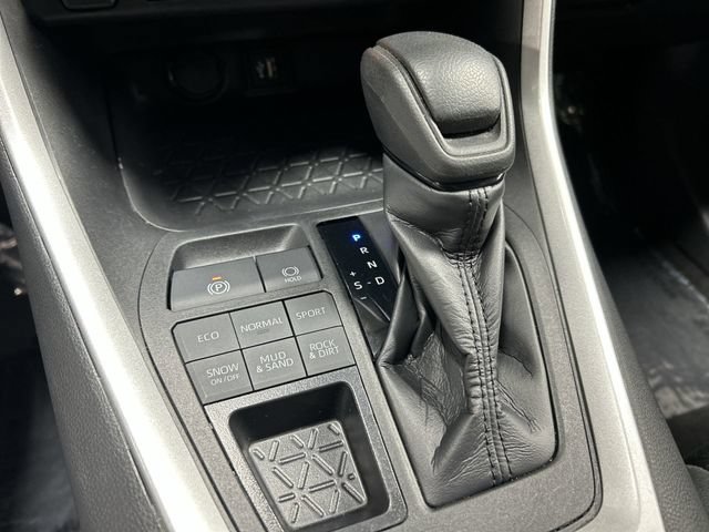 Used 2024 Midnight Black Metallic Toyota XLE image 16