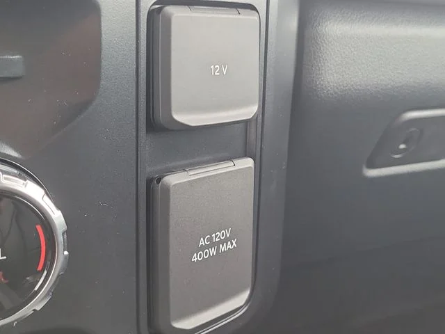 New 2026 White Metallic Ford Lariat image 27