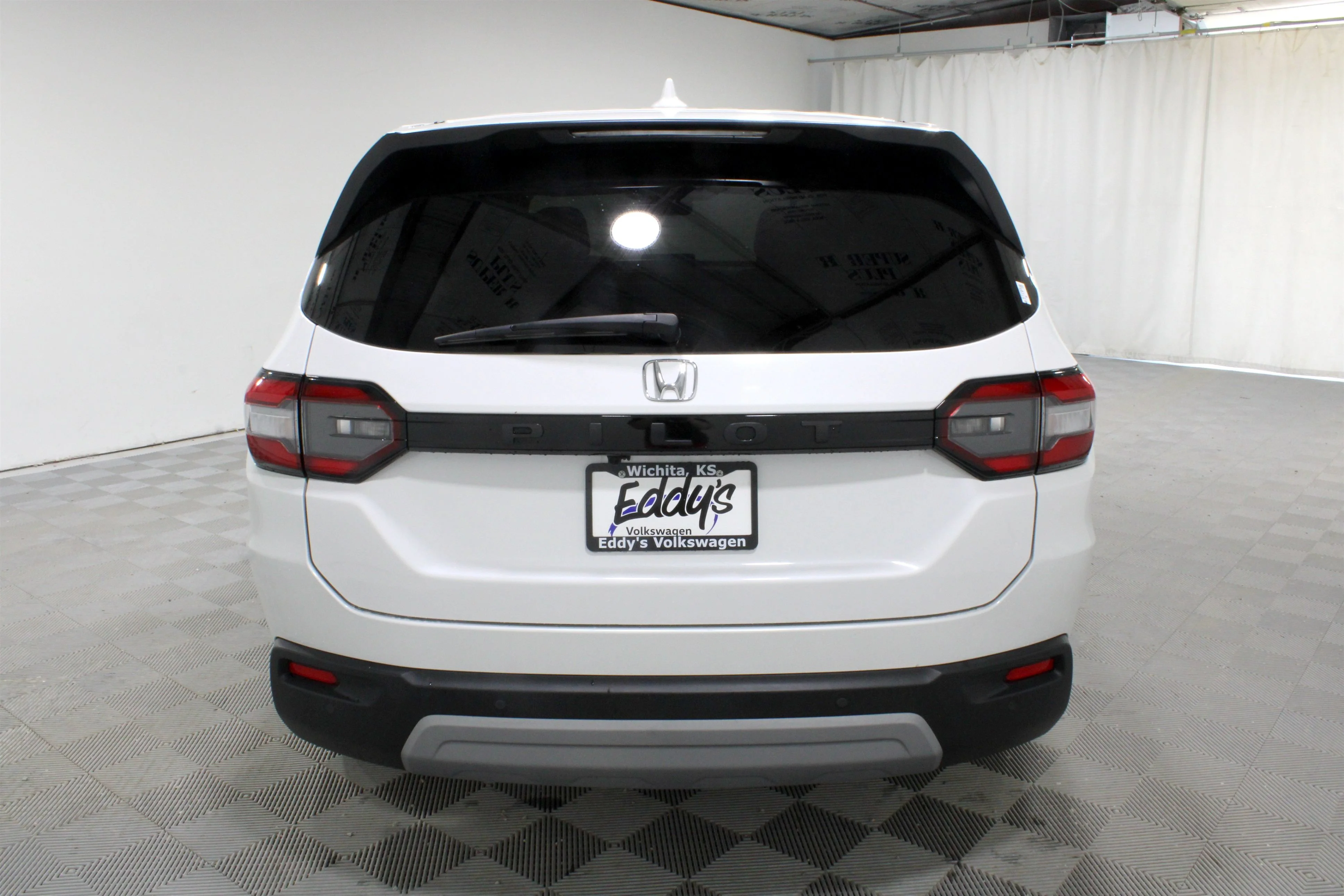 2025 Honda Pilot EX-L - Photo 30