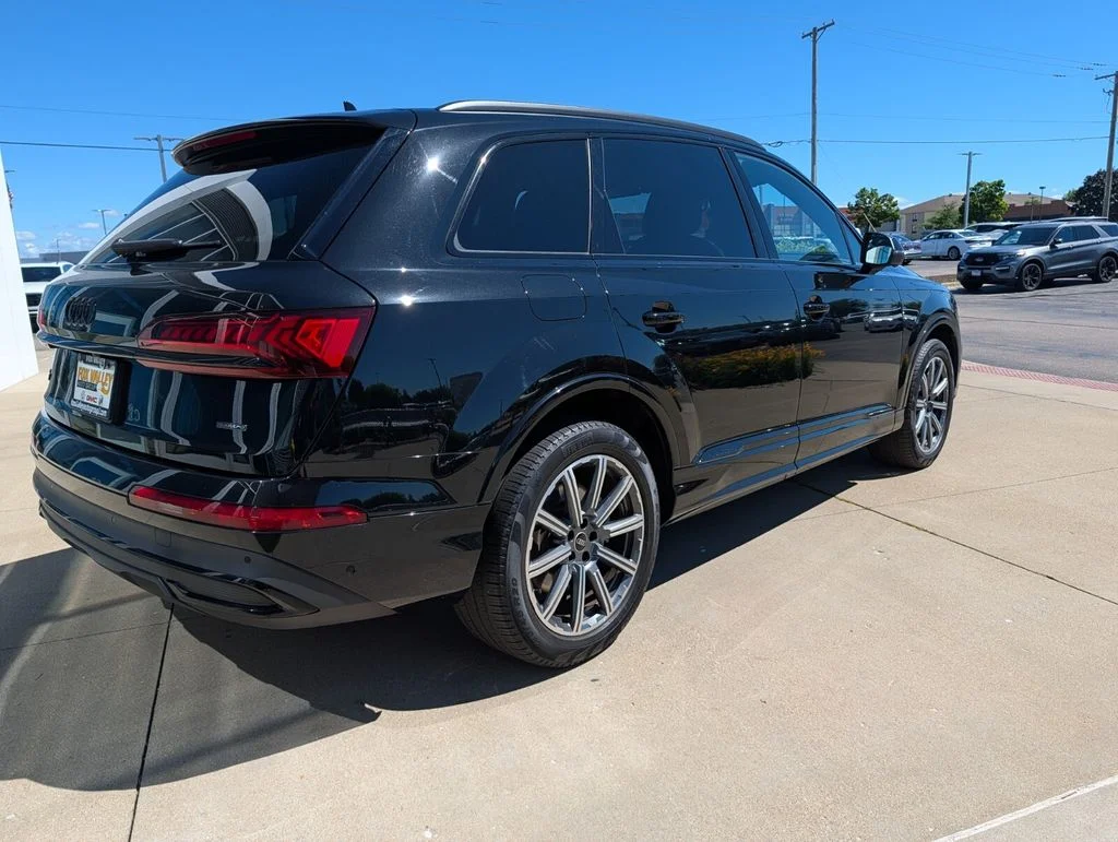 Used 2023 Black Audi 45 Premium Plus image 3