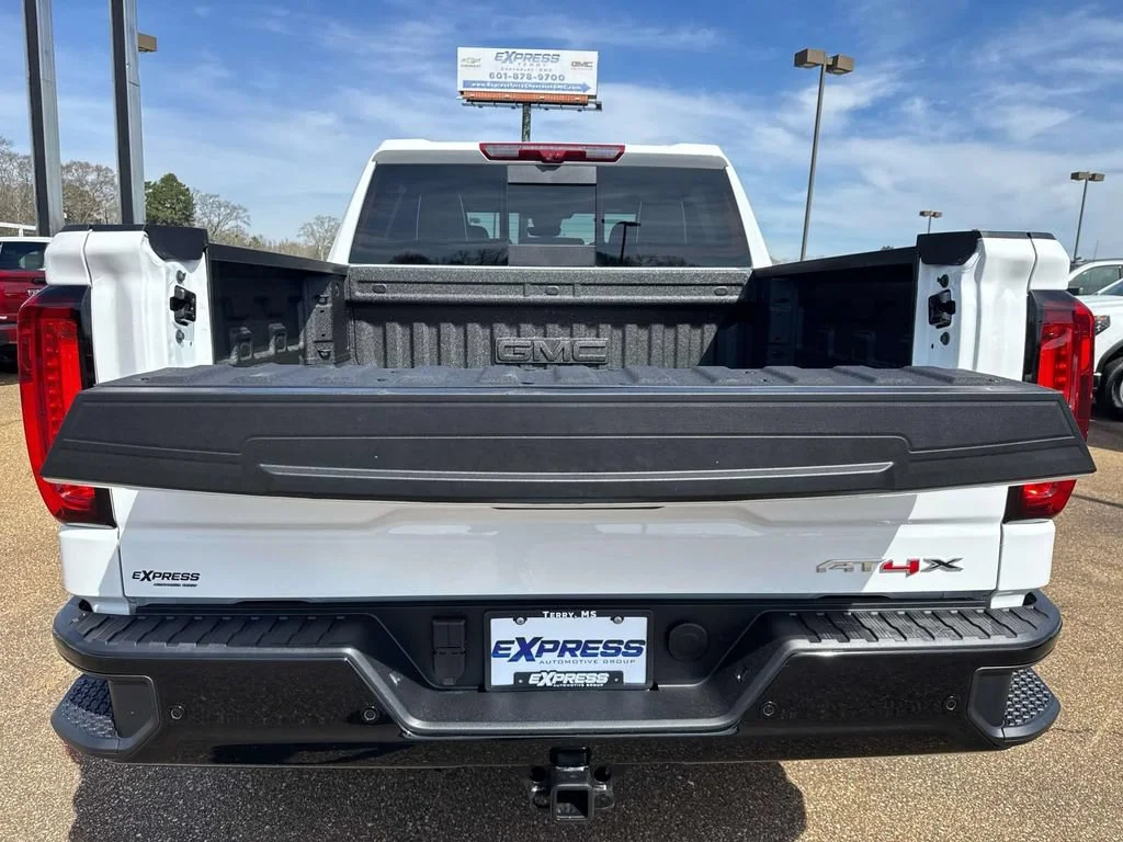 2026 GMC Sierra 1500 AT4X - Photo 21