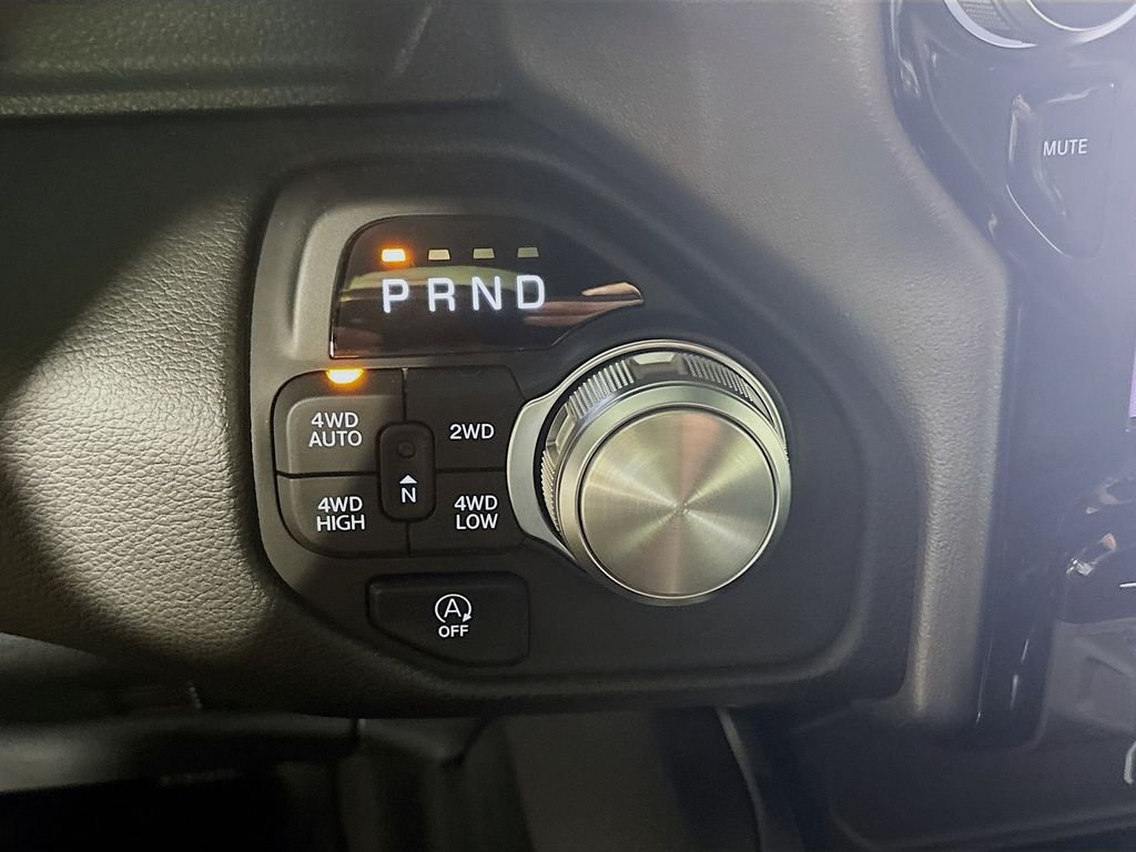 2026 RAM 1500 Laramie - Photo 18