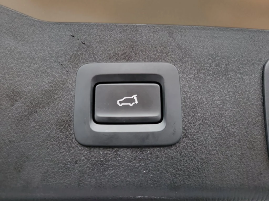 Certified Used 2024 Beige Mazda 2.5 Carbon Turbo image 7