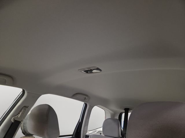 Used 2018 Silver Subaru 2.5i image 12