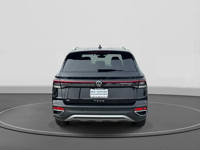 New 2026 Black Volkswagen 1.5T SE image 4
