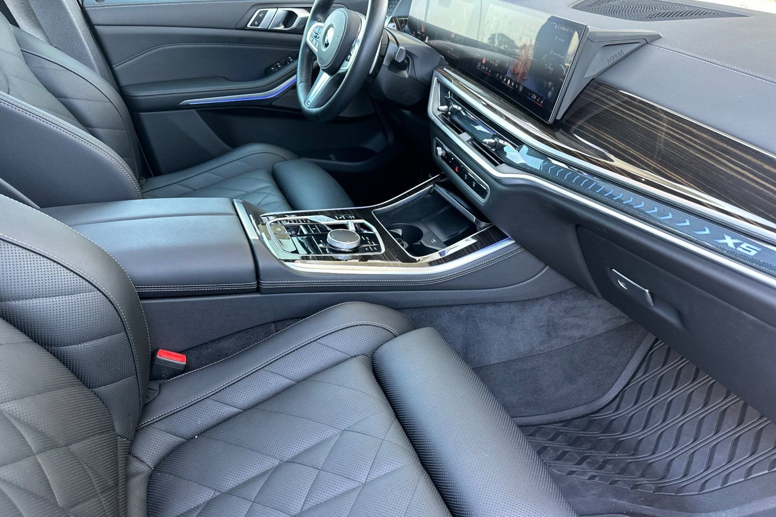 Used 2025 Gray BMW xDrive40i image 19