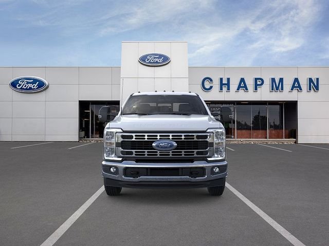 New 2025 Oxford White Ford F-350® XL image 6
