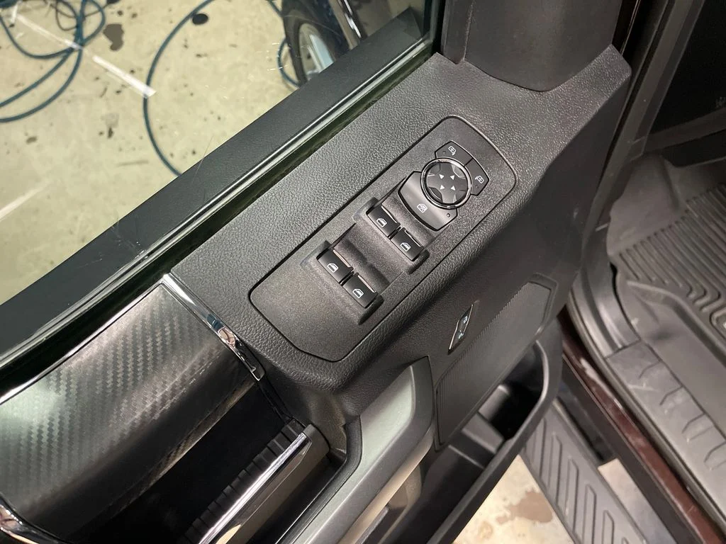 Used 2018 Red Ford XLT image 16
