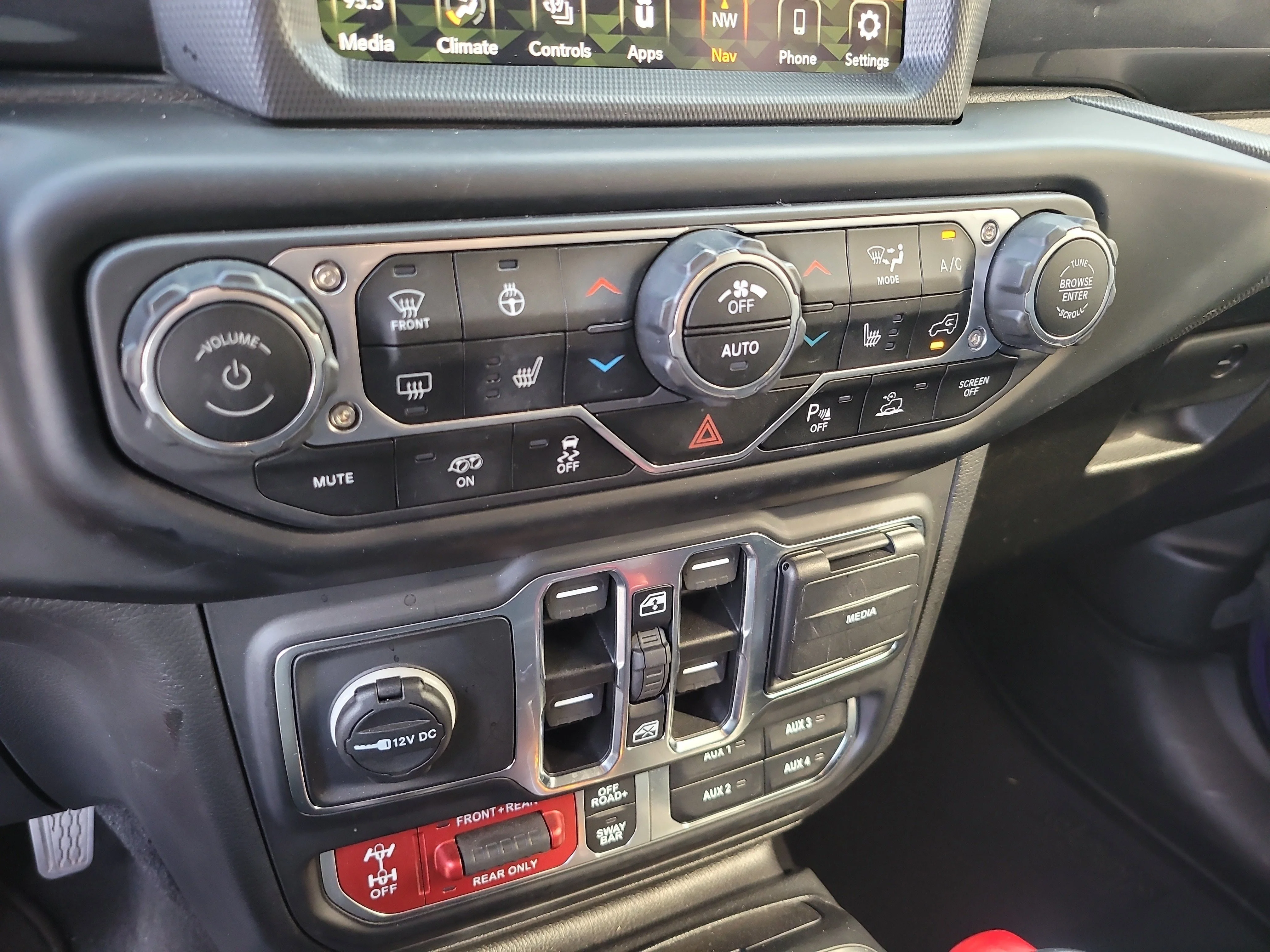 Used 2023 Limited Edition Reign Jeep Rubicon 392 image 22
