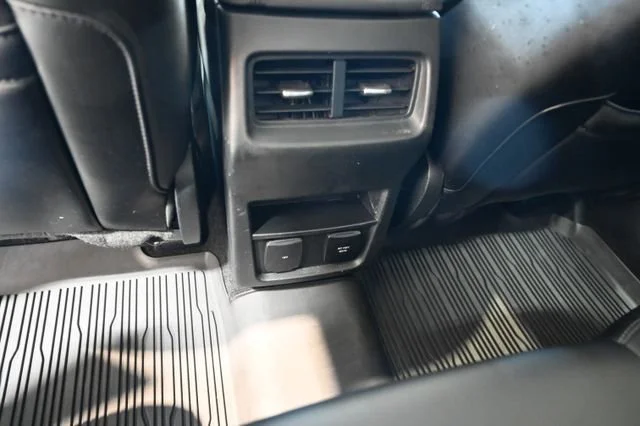 Used 2020 Red Ford SEL image 25