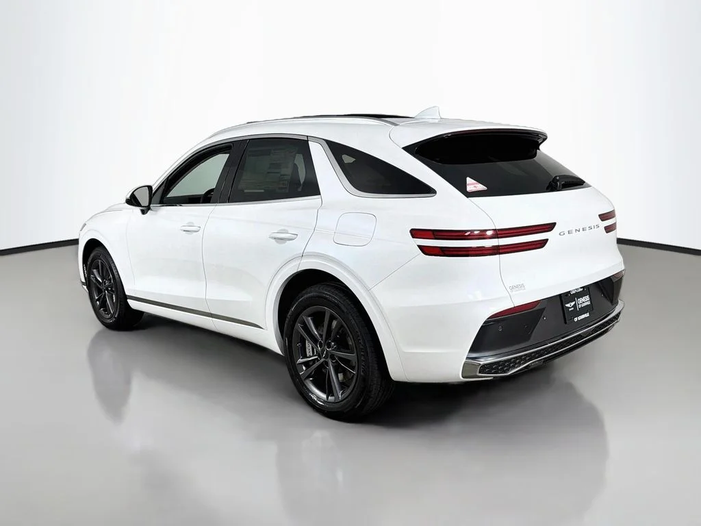New 2027 Uyuni White Genesis 2.5T Select image 5