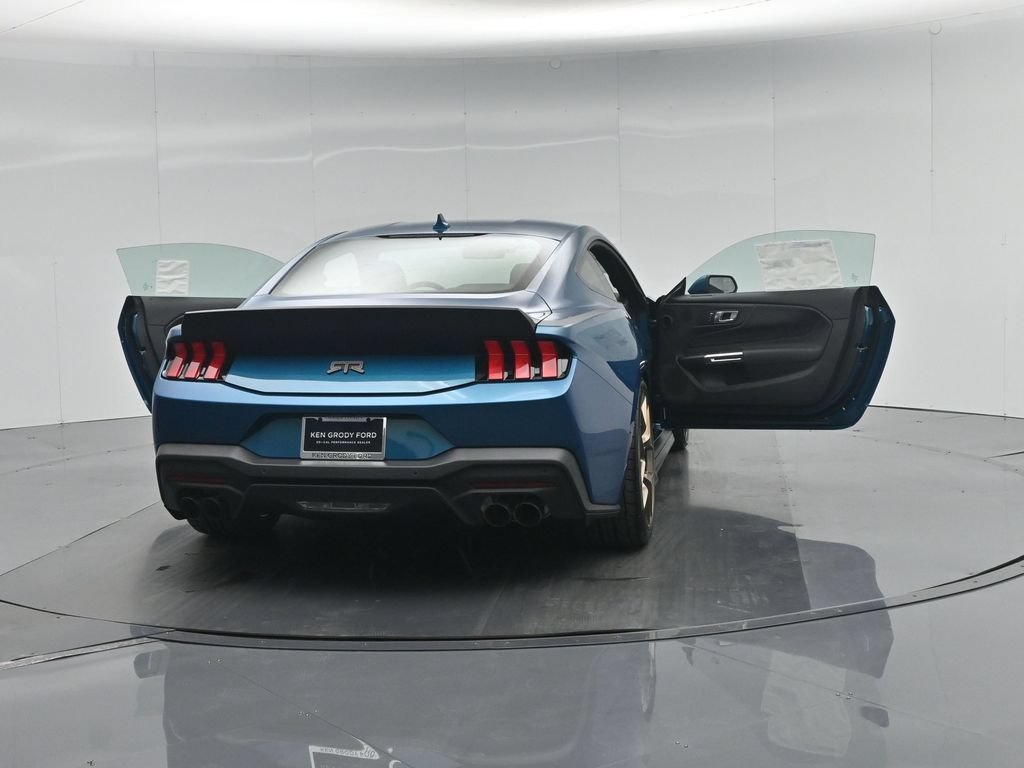 New 2026 Adriatic Blue Metallic Ford GT Premium image 33