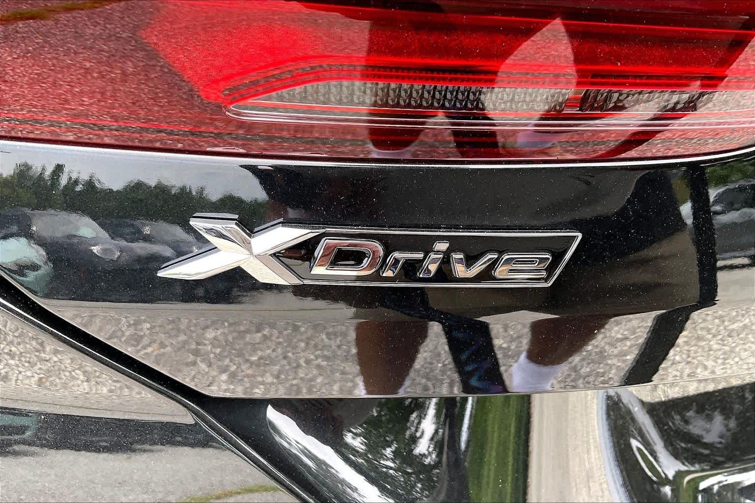 New 2026 Black Sapphire Metallic BMW 840i image 15