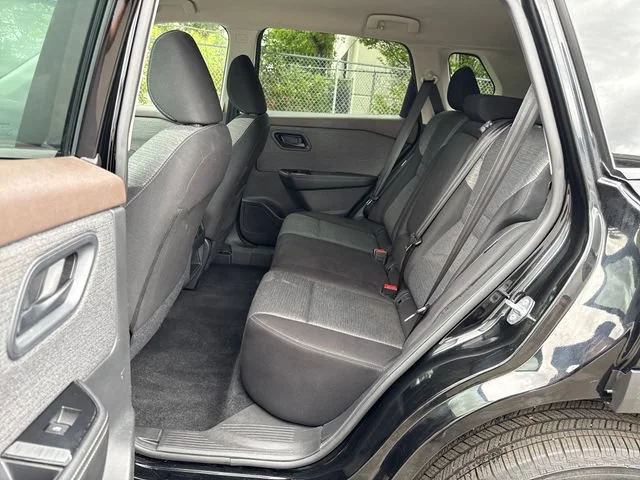 Used 2022 Super Black Nissan S image 13