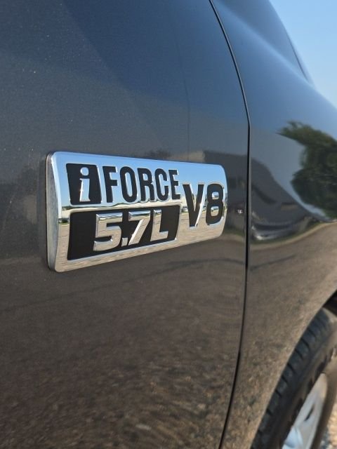 Used 2020 Gray Toyota SR5 image 32