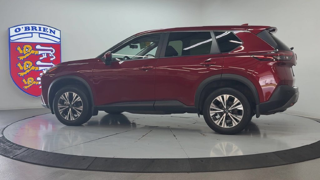 Certified Used 2023 Scarlet Nissan SV image 7