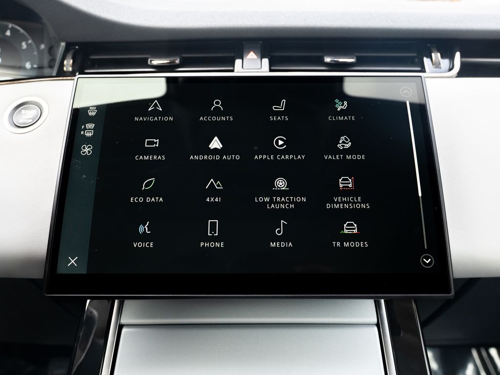 Certified Used 2025 White Land Rover S image 25