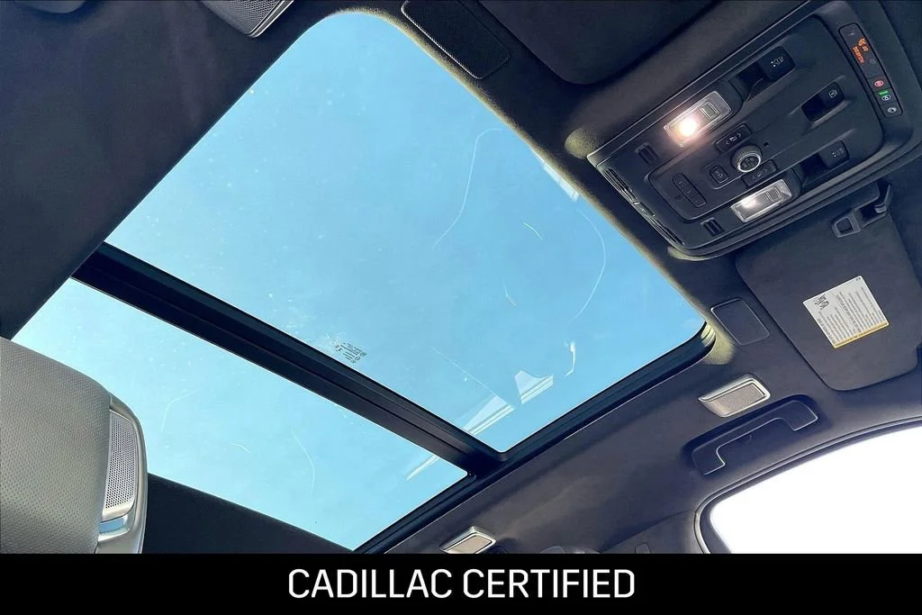 2024 Cadillac Escalade ESV V-Series - Photo 13