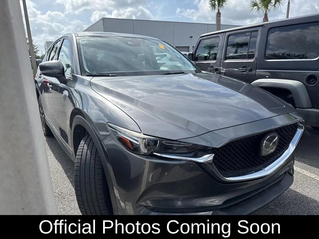 2017 Mazda CX-5 Grand Touring auto's photo