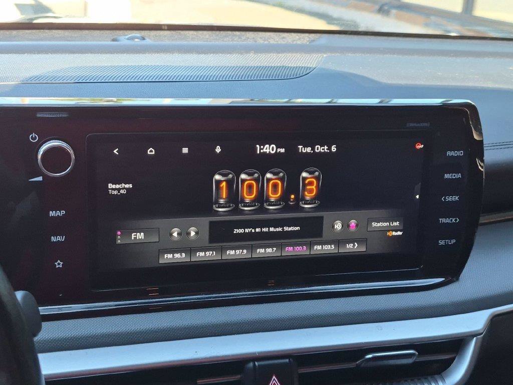 Used 2022 Black Kia GT-Line image 16