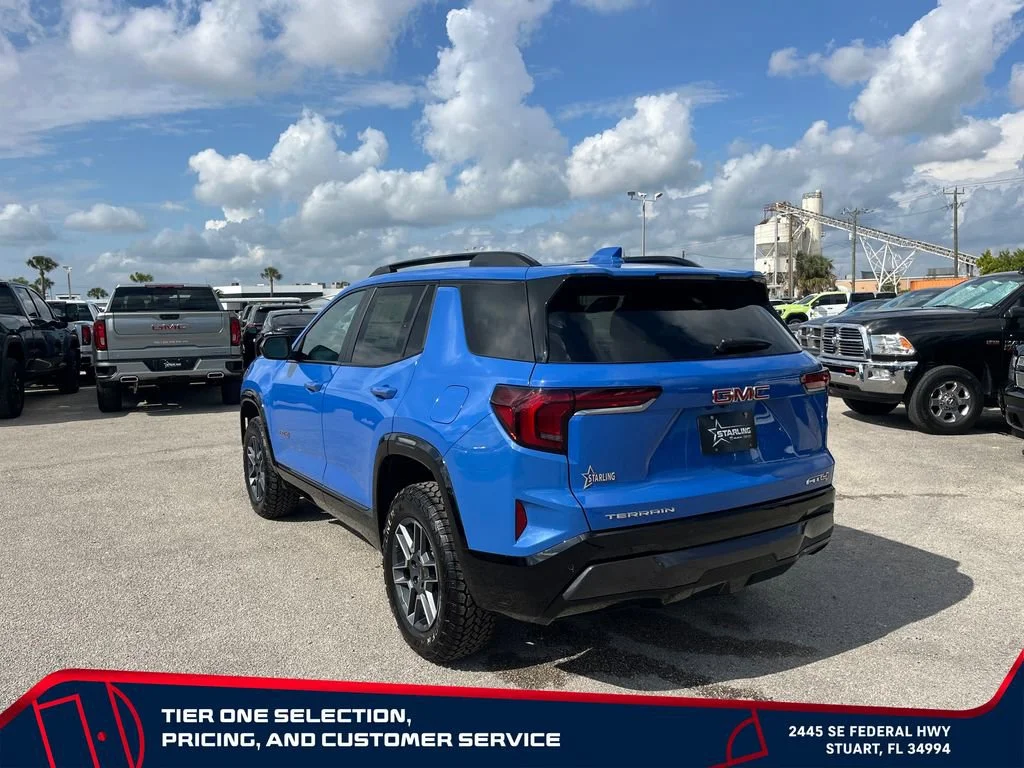 New 2026 Rapids Metallic GMC AT4 image 5