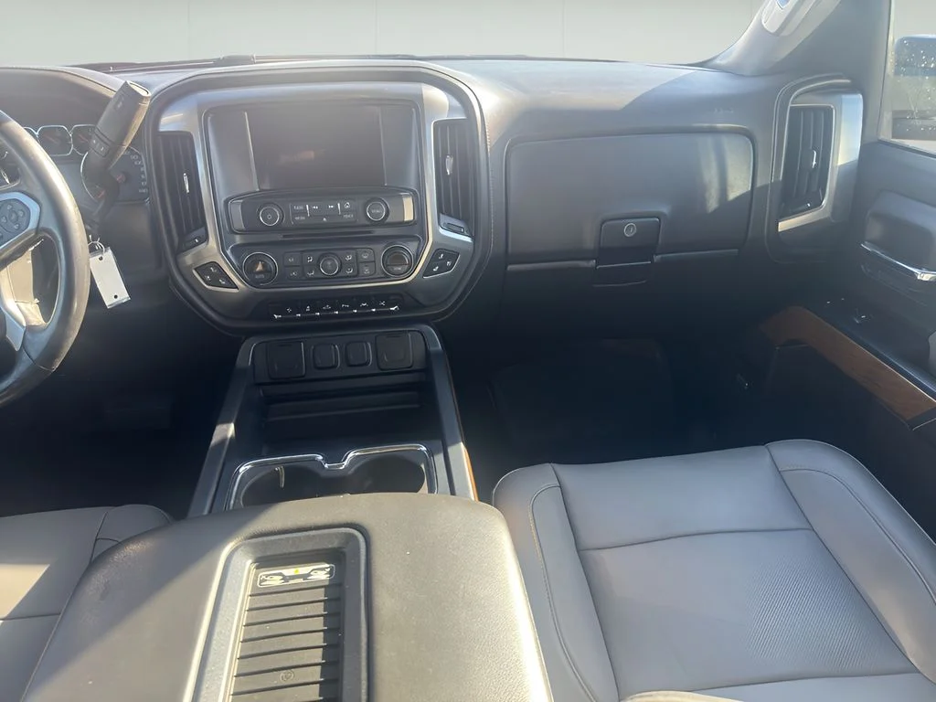 Used 2018 GRAPHITE METALLIC Chevrolet LTZ image 19