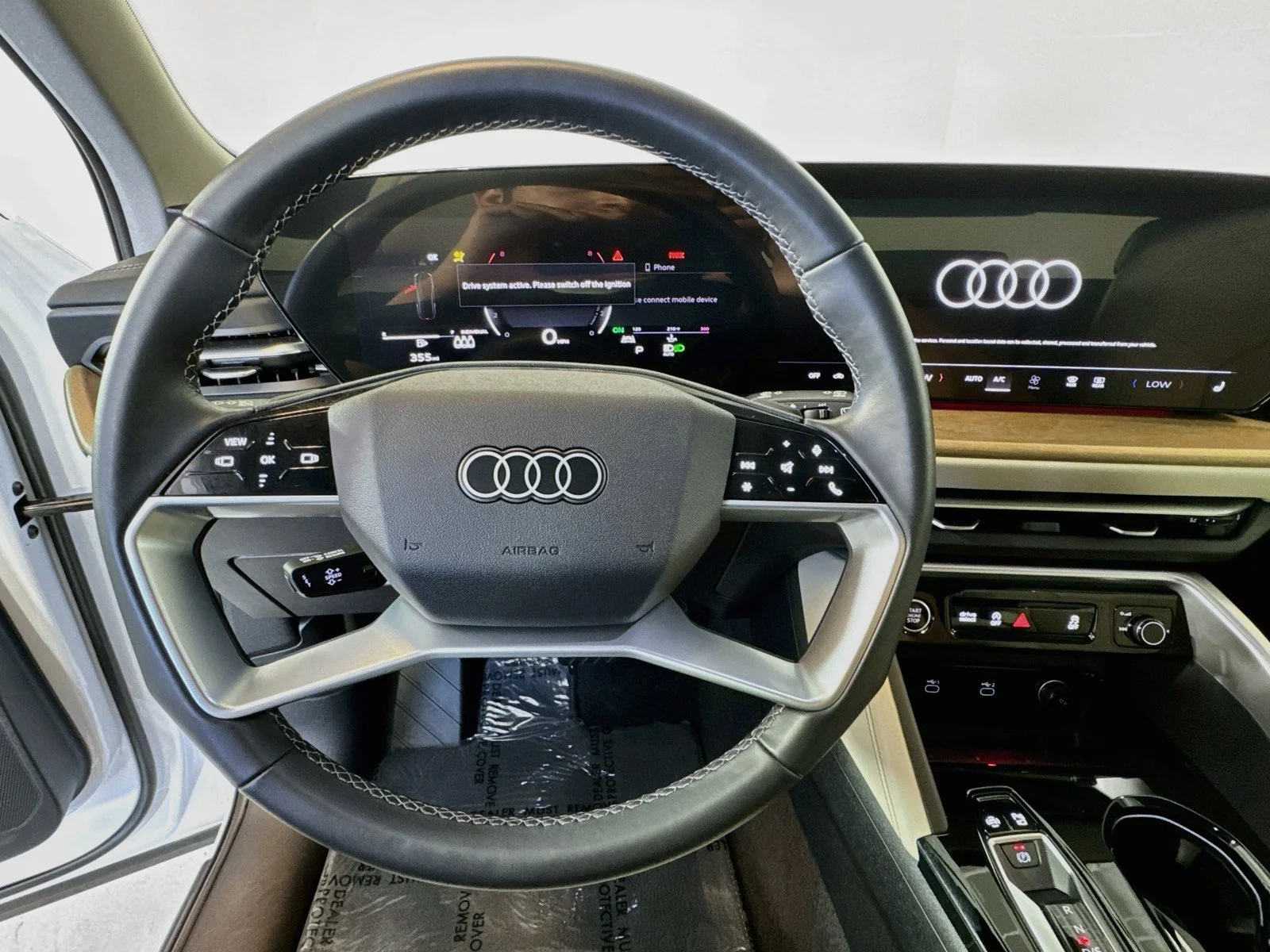 Used 2025 Arkona White Audi Premium image 10