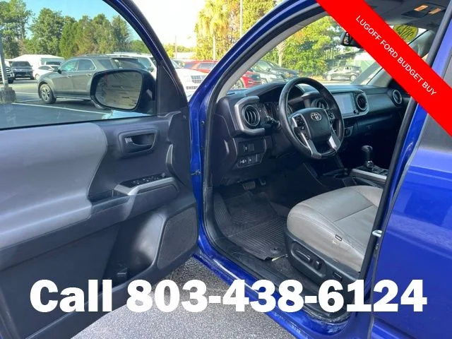 Used 2023 Blue Toyota SR5 image 5