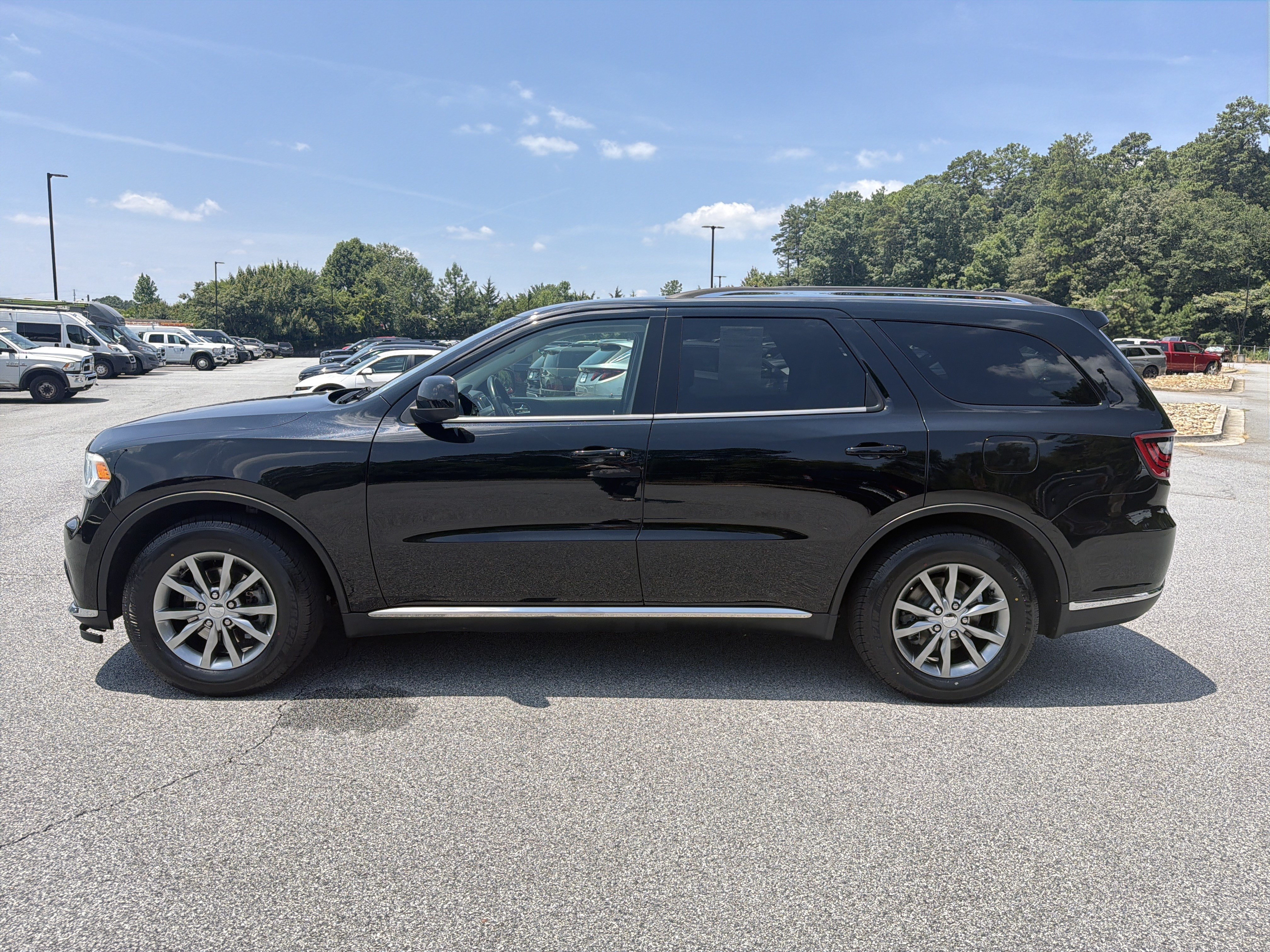 Used 2018 DB Black Clearcoat Dodge SXT image 4