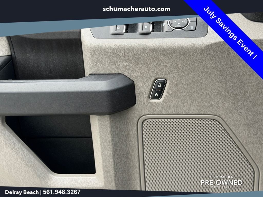 Used 2018  Ford XL image 28