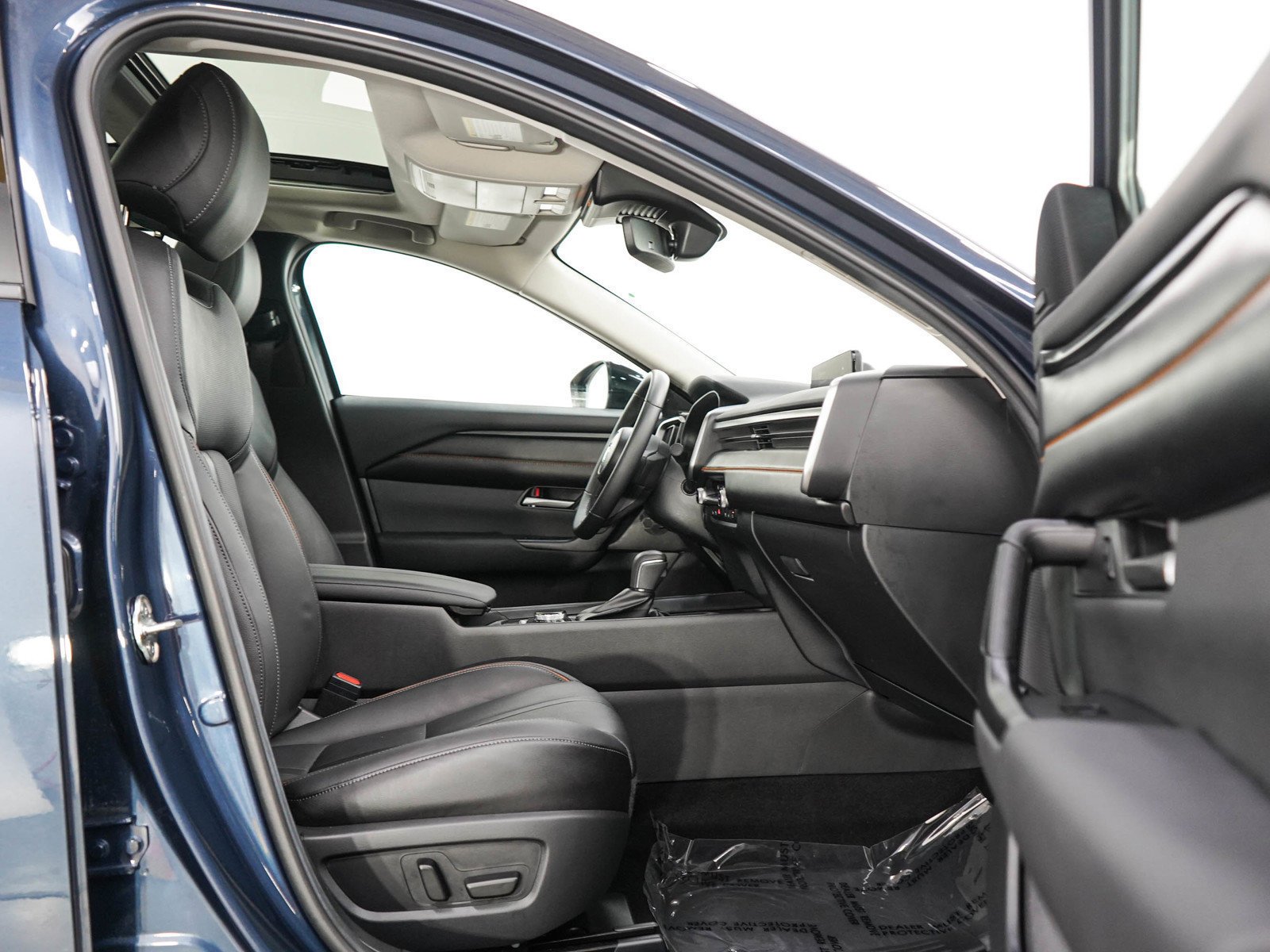 Certified Used 2026 Ingot Blue Metallic Mazda Premium image 12