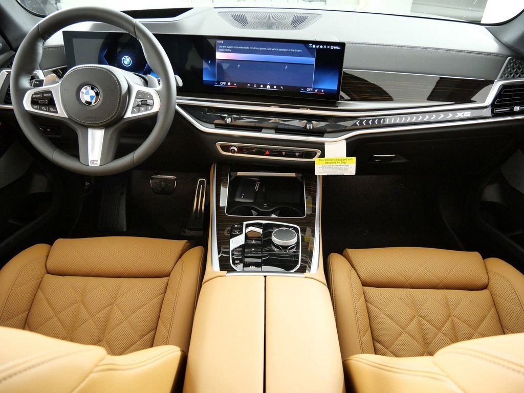 Used 2026 Skyscraper Grey Metallic BMW xDrive40i image 6