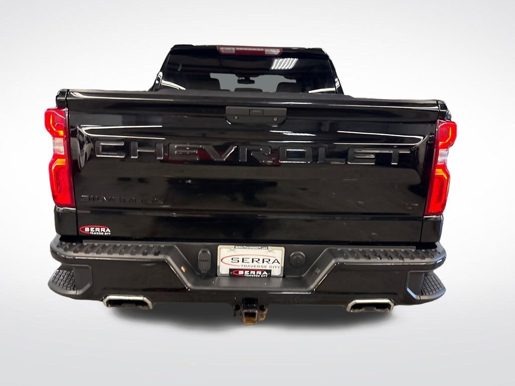 Used 2021 BLACK Chevrolet LT Trail Boss image 4