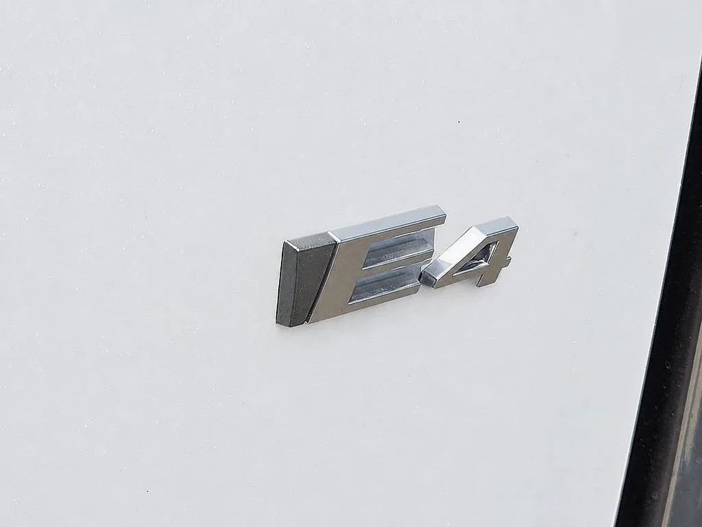 2027 Cadillac VISTIQ Luxury - Photo 7