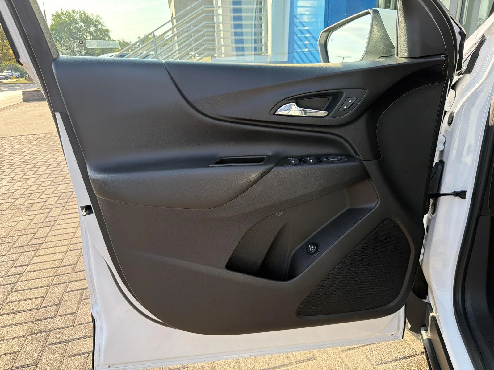 Used 2022 Summit White Chevrolet LT image 12