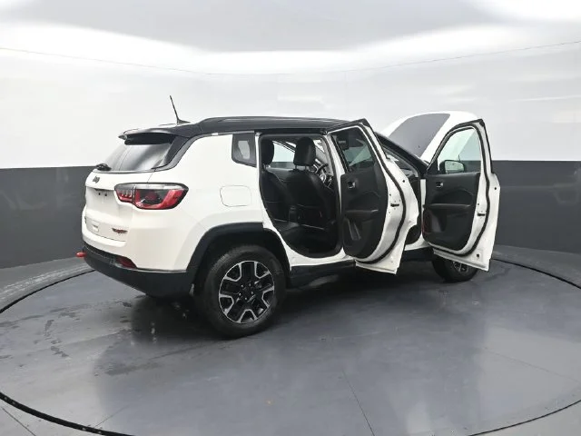 Used 2020 White Jeep Trailhawk image 45