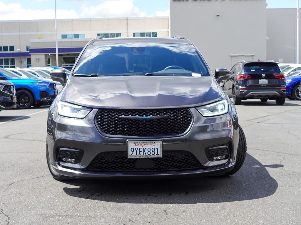 Used 2021 Chrysler Pacifica Hybrid Limited with VIN 2C4RC1S73MR536550 for sale in Elk Grove, CA
