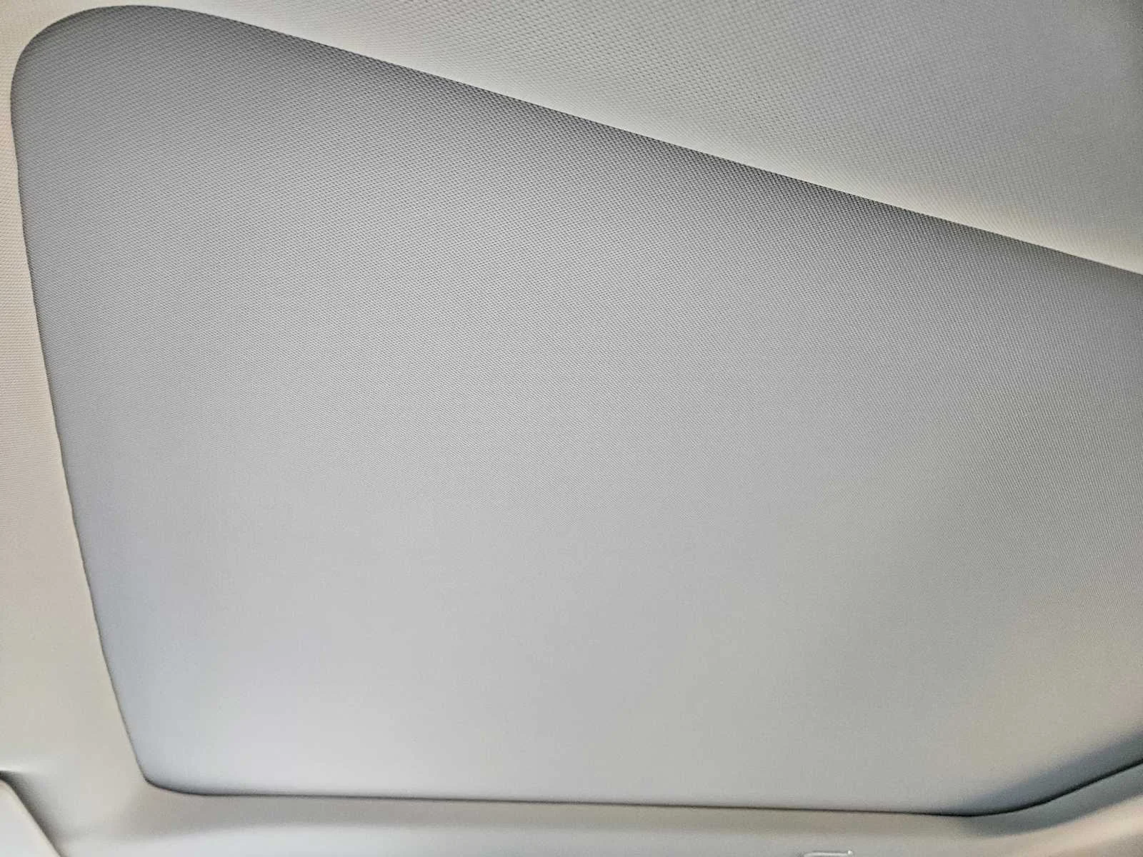 New 2026 RADIANT WHITE INFINITI Luxe 2WD image 19