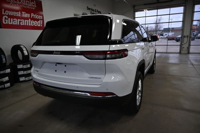 2023 Jeep Grand Cherokee Laredo - Photo 6