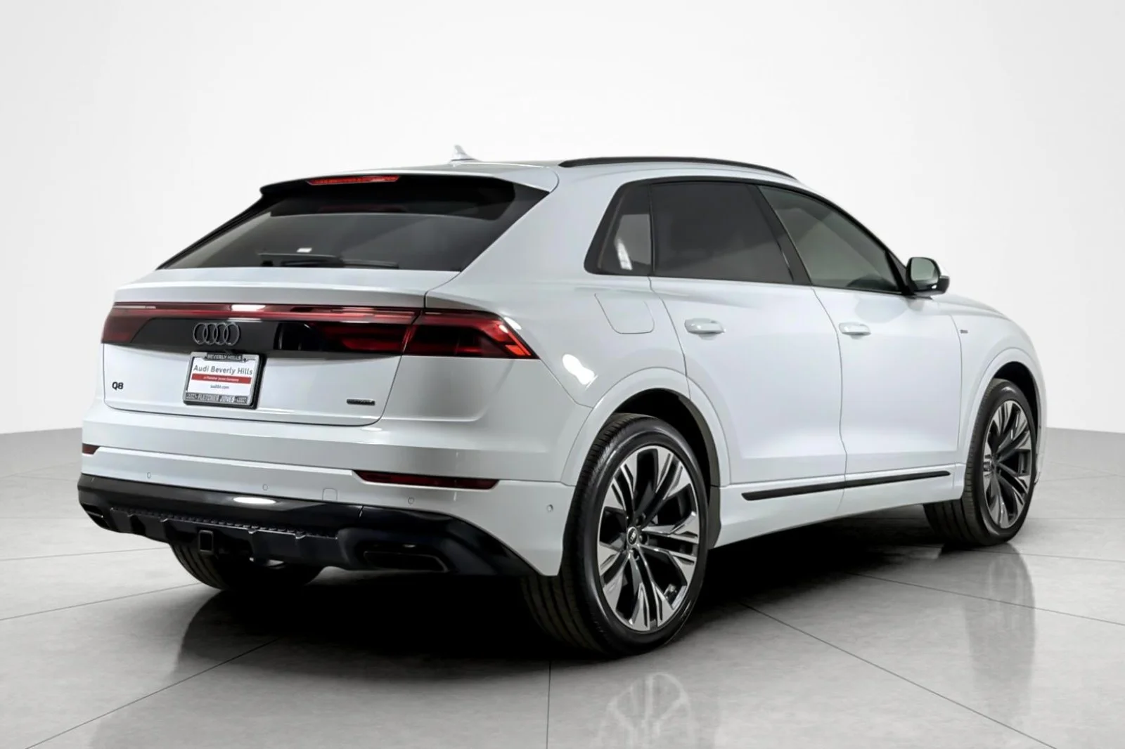 Used 2026 Glacier White Metallic Audi Premium Plus quattro *Ltd Avail* image 5