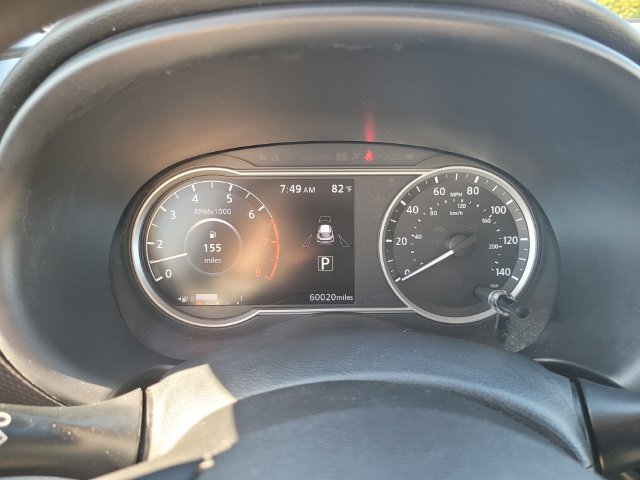 Used 2018 White Nissan SV image 29