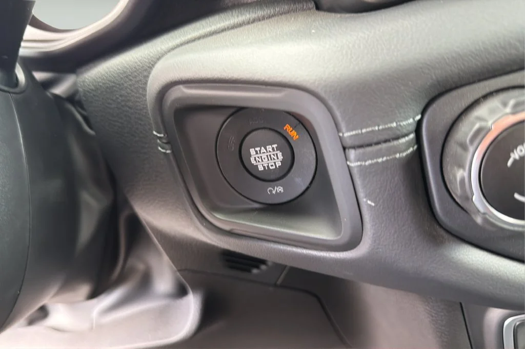 Used 2025 White Jeep 2-Door Rubicon 4x4 image 24