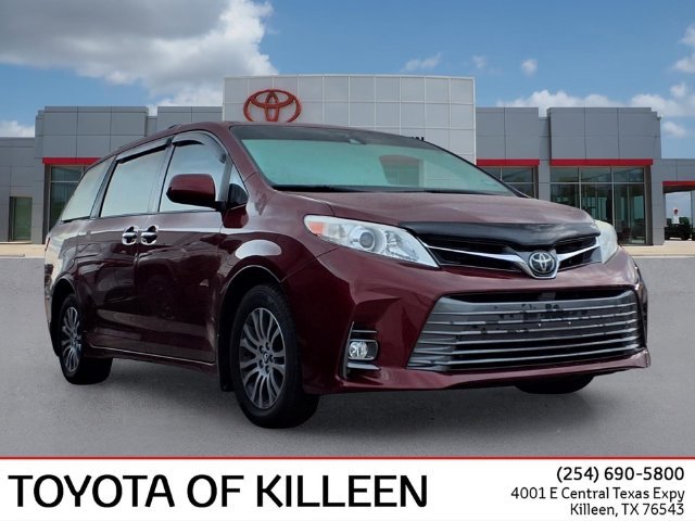 2020 Toyota Sienna XLE