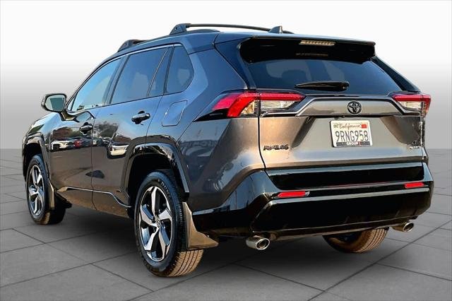 Certified Used 2025 MAGNETIC GRAY MET. Toyota  image 11