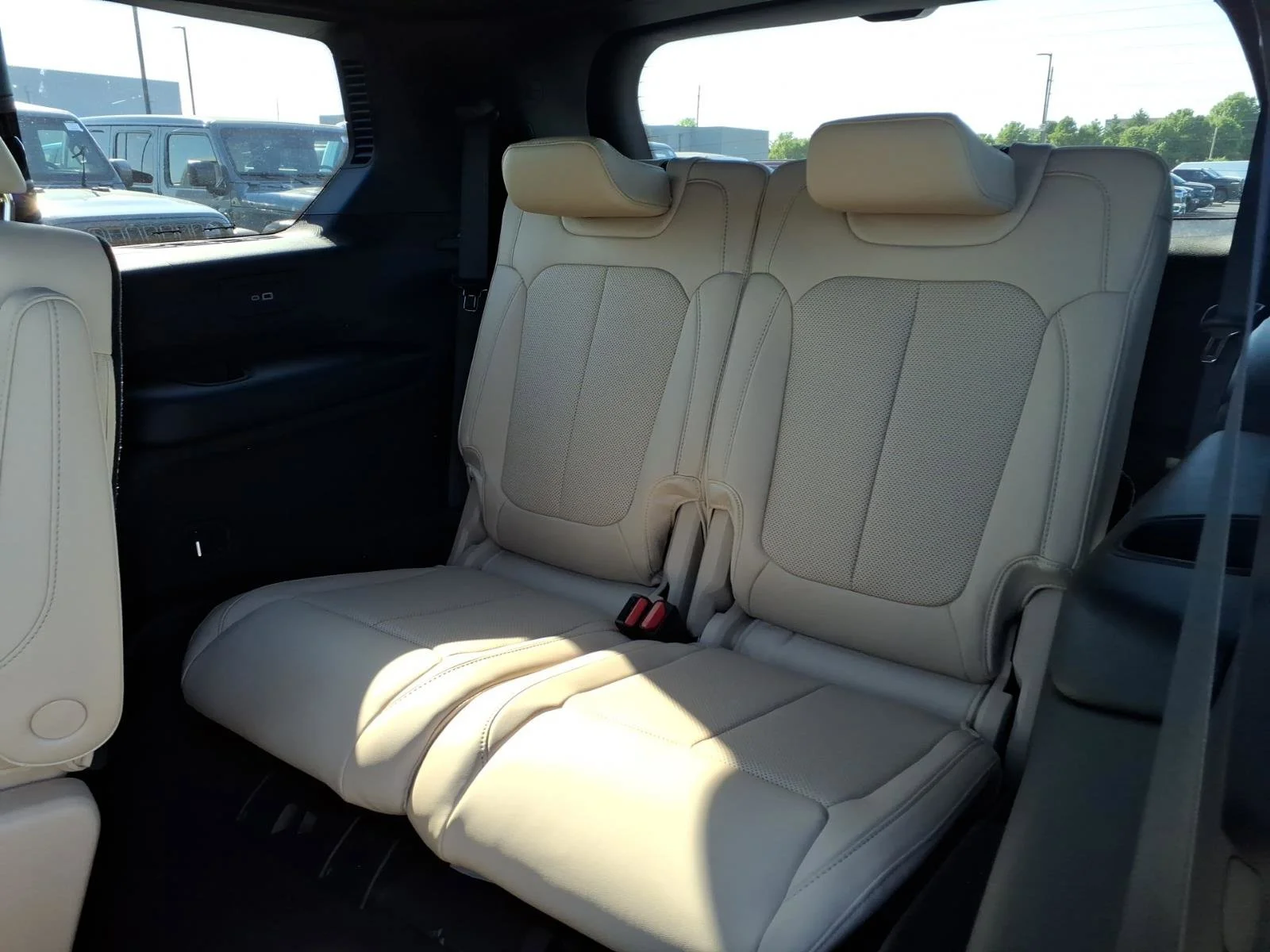 New 2026 Steel Blue Jeep Limited image 17