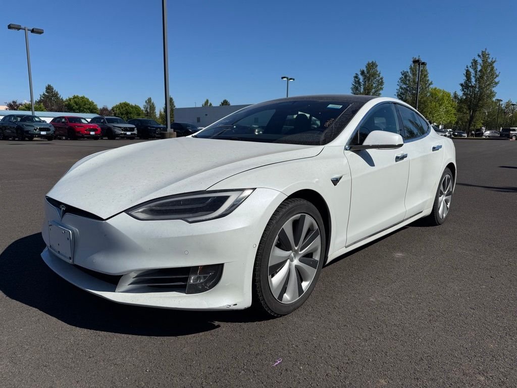 Used 2020 White Tesla Long Range Plus image 3