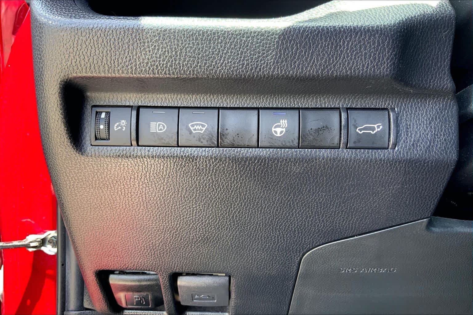 Used 2024 Ruby Flare Pearl Toyota XLE Premium image 33