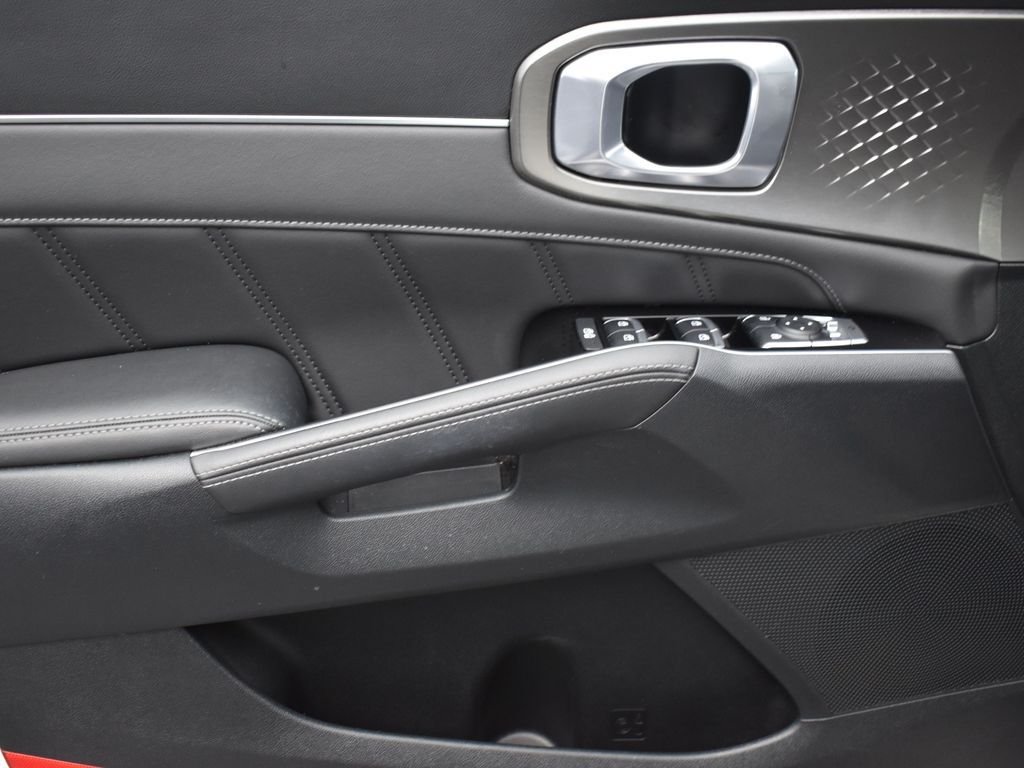 2022 KIA SORENTO - Image 10