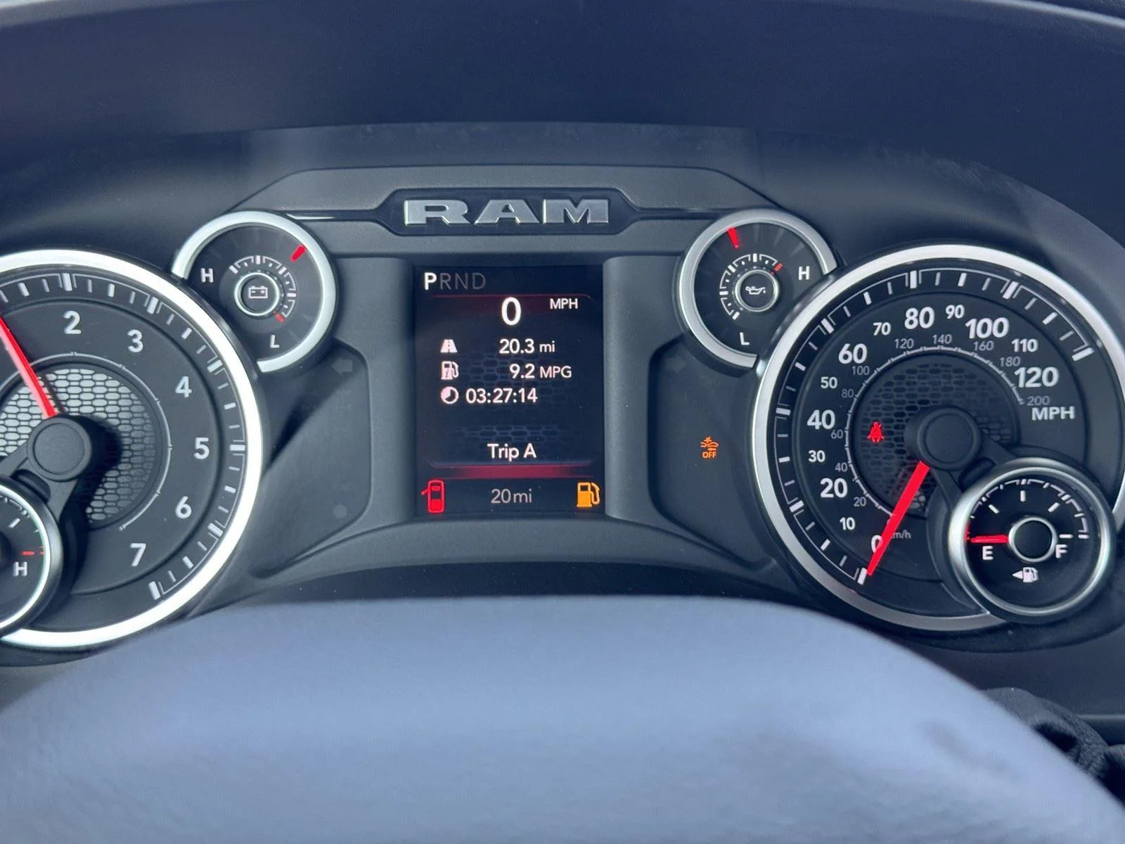 2025 RAM 2500 Tradesman - Photo 19